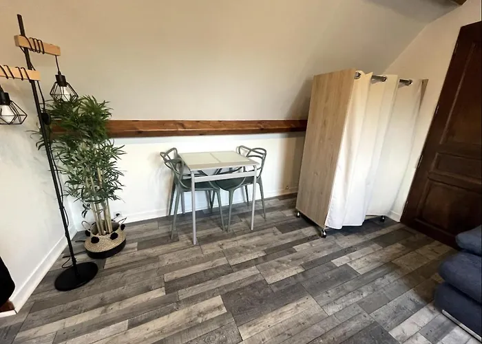 Studio, Escale 索姆河畔圣瓦莱里